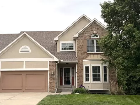 6302 W 133rd Ter, Overland Park, KS 66209