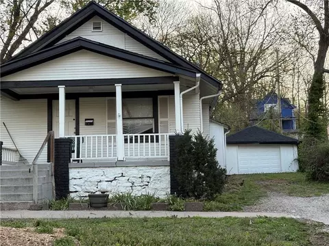 533 Brookside Ave, Independence, MO 64053