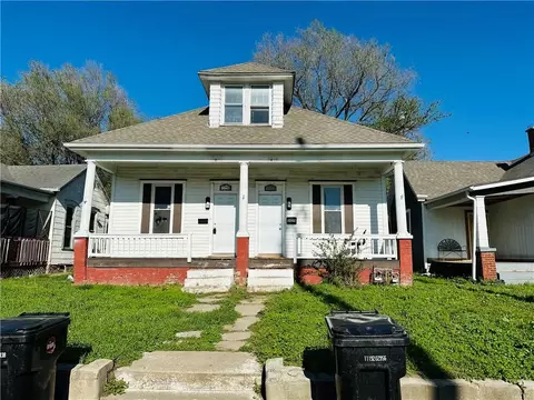 2421-2423 S 11th St, Saint Joseph, MO 64503