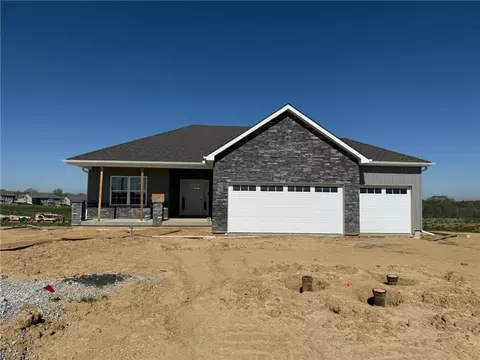 4605 Valley Ridge Ct, Saint Joseph, MO 64505