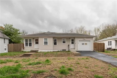709 Broad St, Tarkio, MO 64491