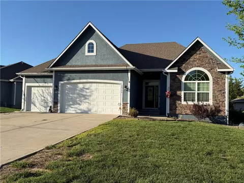 16746 Ruby Way, Basehor, KS 66007