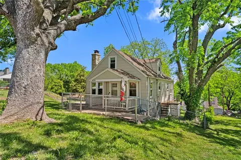 1625 S 42nd St, Kansas City, KS 66106