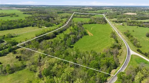00004 County Road 1077, Parker, KS 66072