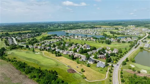 4446 Tee Box Dr, Basehor, KS 66007 photo 39