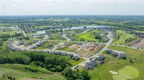 4446 Tee Box Dr, Basehor, KS 66007 photo 42