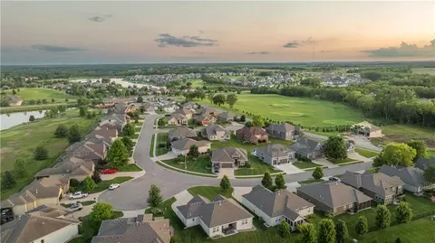 4446 Tee Box Dr, Basehor, KS 66007 photo 38
