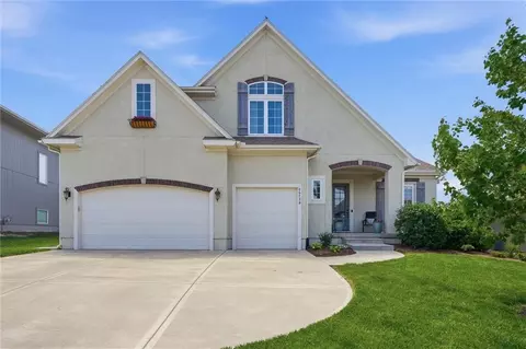 24739 W 92nd St, Lenexa, KS 66227
