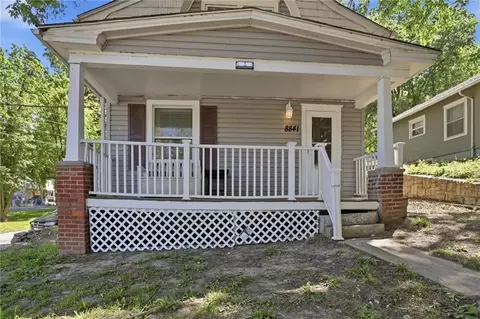 8841 E Winner Rd, Independence, MO 64053