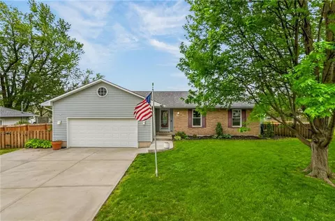 605 W South St, Spring Hill, KS 66083