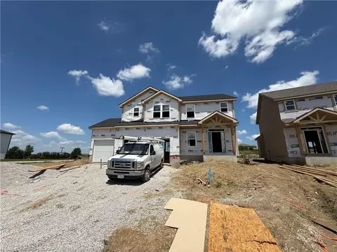 Exterior - 27610 E 128th Ct, Lees Summit, MO 64086 photo 3 of 5