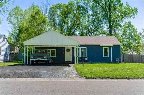 115 Spring Valley Ave, Bonner Springs, KS 66012