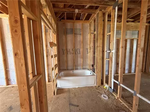 Bath - 27602 E 128th Ct, Lees Summit, MO 64086 photo 1 of 1