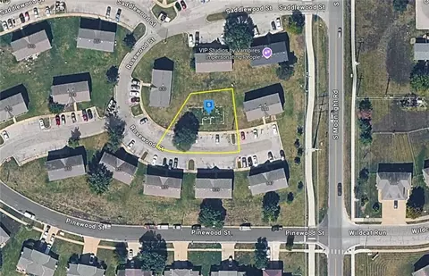 836 Rosewood St, Gardner, KS 66030