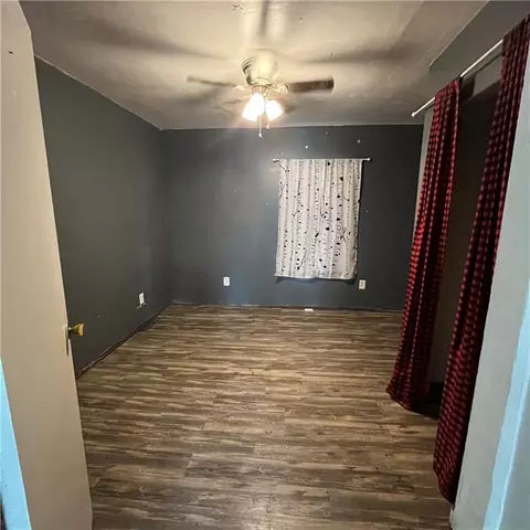 Bedroom - 407 E Osage St, Plattsburg, MO 64477 photo 1 of 4