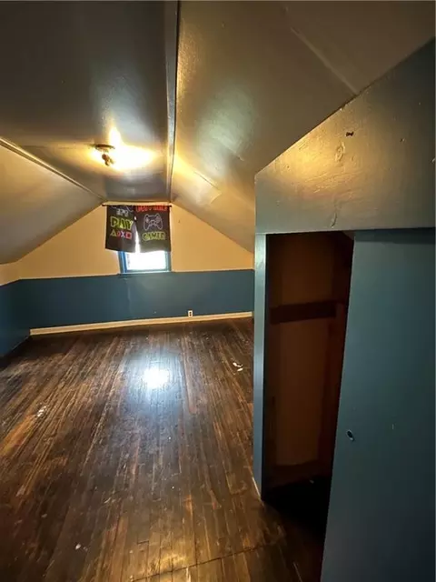 Bedroom - 407 E Osage St, Plattsburg, MO 64477 photo 3 of 4