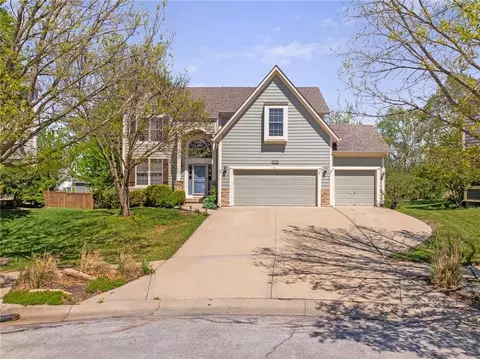 24966 W 150th Ct, Olathe, KS 66061