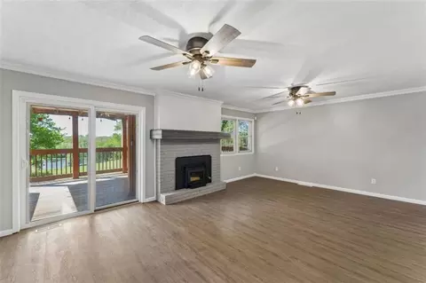 Living - 18611 E Salisbury Rd, Independence, MO 64056 photo 2 of 12