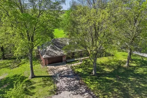 Other - 18611 E Salisbury Rd, Independence, MO 64056 photo 20 of 29
