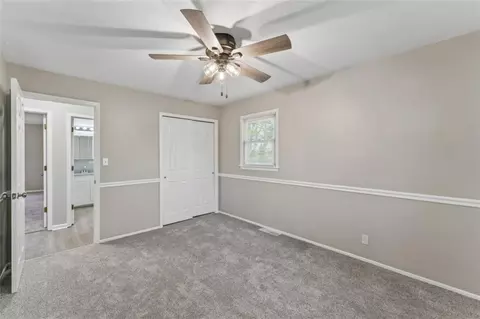 Bedroom - 18611 E Salisbury Rd, Independence, MO 64056 photo 6 of 11