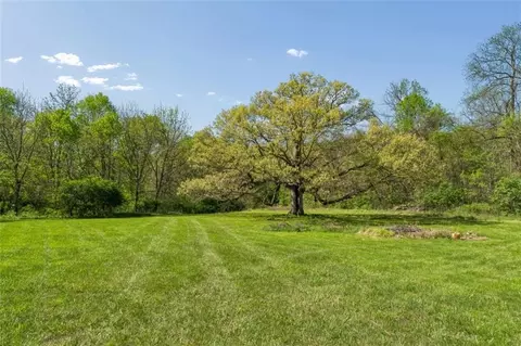 Exterior - 18611 E Salisbury Rd, Independence, MO 64056 photo 11 of 11