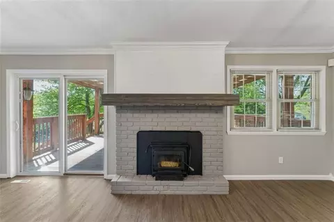 Living - 18611 E Salisbury Rd, Independence, MO 64056 photo 3 of 12