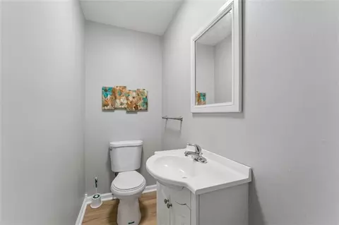 Bath - 18611 E Salisbury Rd, Independence, MO 64056 photo 1 of 4