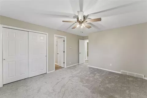 Bedroom - 18611 E Salisbury Rd, Independence, MO 64056 photo 2 of 11