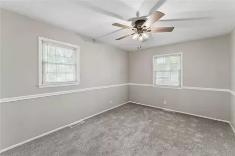 Bedroom - 18611 E Salisbury Rd, Independence, MO 64056 photo 4 of 11