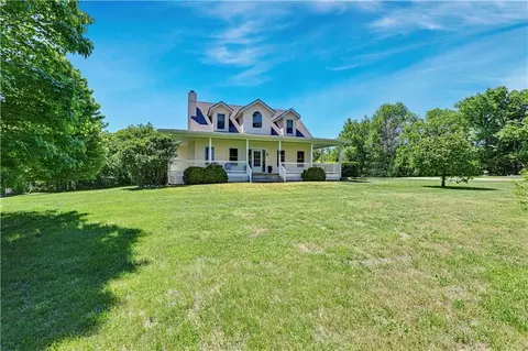 35710 Pflumm Rd, Paola, KS 66071