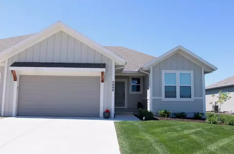 5008 N 145th St, Basehor, KS 66007