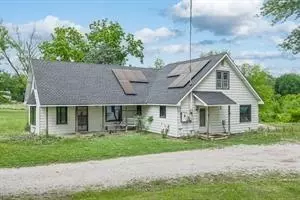 4207 10th Ave, Leavenworth, KS 66048