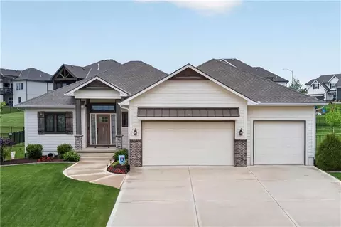 1309 NE Brandywine Dr, Lees Summit, MO 64064