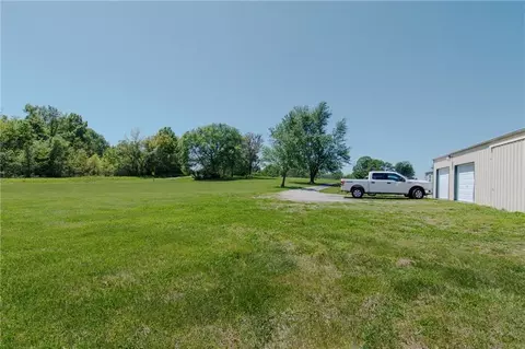 Exterior - 10064 State Route T Hwy Hwy, Adrian, MO 64720 photo 7 of 7