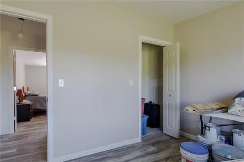 Bedroom - 10064 State Route T Hwy Hwy, Adrian, MO 64720 photo 4 of 7