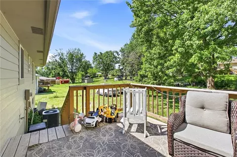 Exterior - 326 Gregory Dr, Gower, MO 64454 photo 9 of 9