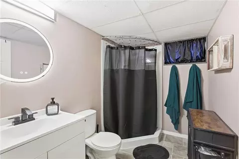 Bath - 326 Gregory Dr, Gower, MO 64454 photo 2 of 2