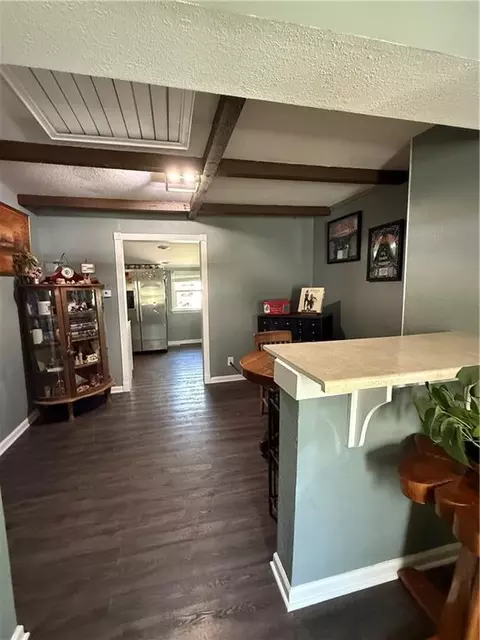 Entry Way - 704 E Hayward Ave, Independence, MO 64050 photo 1 of 3