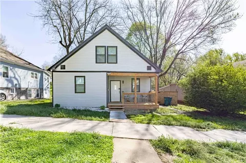 2507 S 18th St, Saint Joseph, MO 64503
