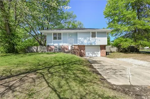 16006 Lawrence Ave, Belton, MO 64012