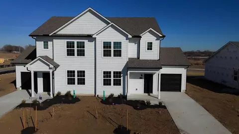 12406 S Acacia Dr, Lees Summit, MO 64086