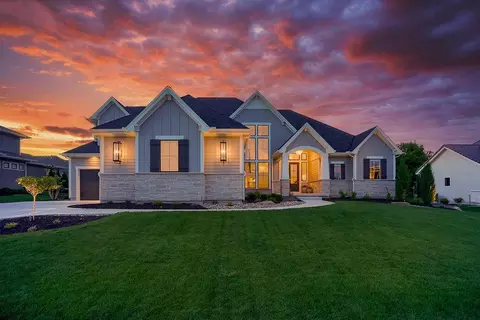 17220 Goddard St, Overland Park, KS 66221