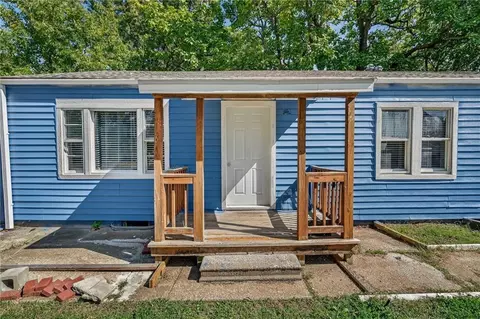 1003-1005 W College St, Independence, MO 64050