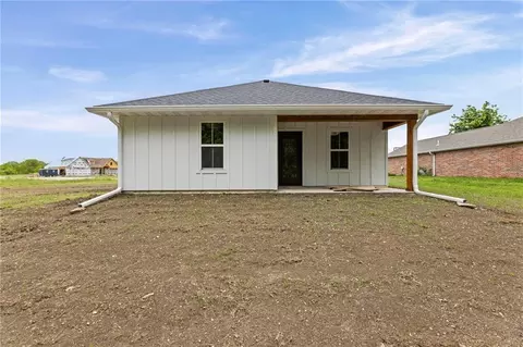 Other - 504 Mcguire Dr, Iola, KS 66749 photo 5 of 7