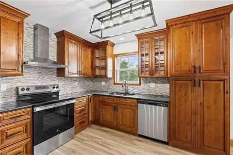 Kitchen - 504 Mcguire Dr, Iola, KS 66749 photo 1 of 1