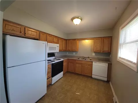 904 SE 3rd Ter, Lees Summit, MO 64063 photo 12