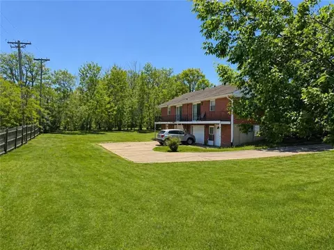 904 SE 3rd Ter, Lees Summit, MO 64063 photo 5