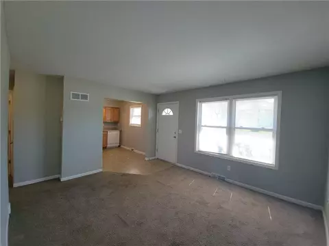 904 SE 3rd Ter, Lees Summit, MO 64063 photo 9