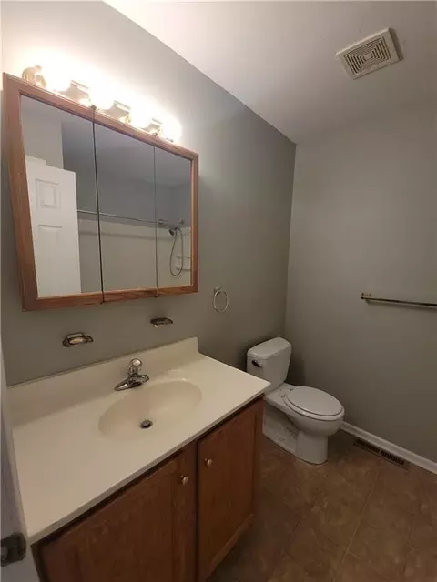 904 SE 3rd Ter, Lees Summit, MO 64063 photo 15