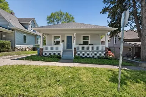 111 Groom St, Liberty, MO 64068